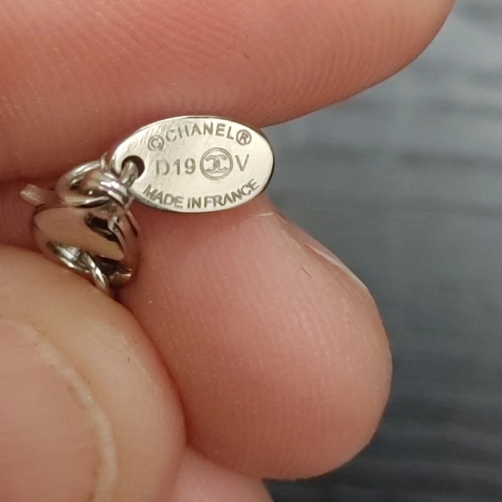 Chanel Necklace- "Rare" - Picture 6 of 6